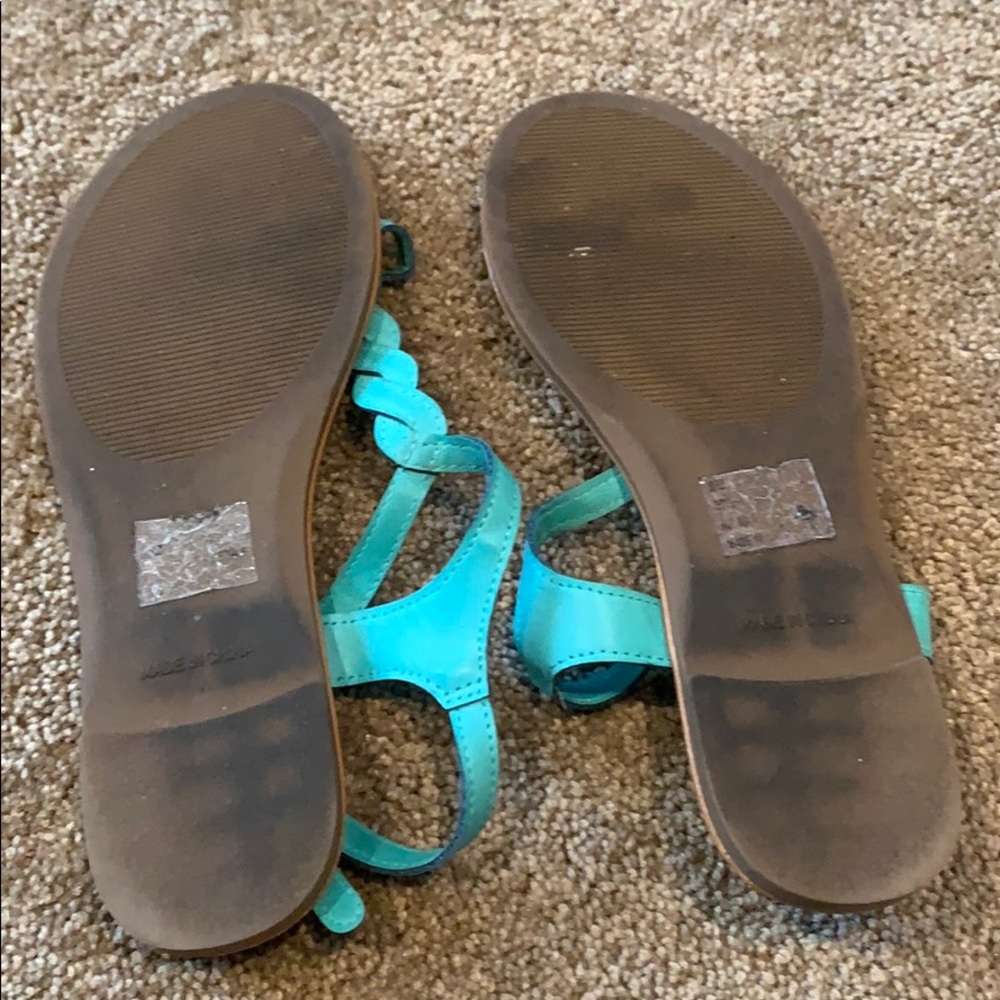 Sandals - Picture 3 of 3